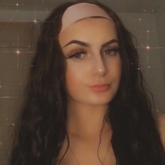 Meet your Posher, Sinead - Picture 4 of 4